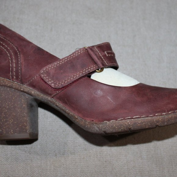 CLARKS LADIES CHUNKY HEELS SHOES - 7 1/2 - BURGANDY - Picture 6 of 7